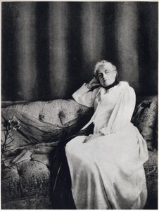 Portret van Berthe Morisot, ca. 1893 (zwart-wit foto) door Unknown photographer