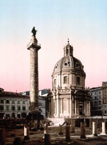 Rome. Uitzicht op Foro Trajano met kolom