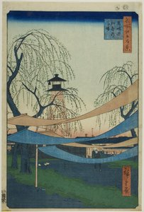 Het Hatsune ruiterterrein in Bakuro-cho (Bakuro-cho Hatsune no Baba), uit de serie "Honderd beroemde vergezichten van Edo (Meisho Edo hyakkei)". door Utagawa Hiroshige