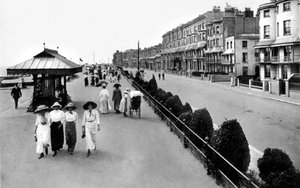 De promenade, West Worthing, West Sussex, begin 20e eeuw door Valentine and Sons Ltd