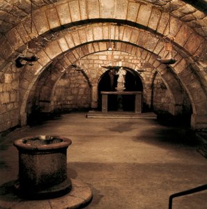 Crypte van Sint Antolin, Kathedraal van Palencia, Spanje, 7e eeuw (foto) door Visigothic