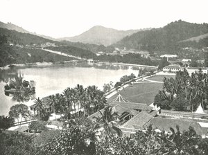 Uitzicht vanaf Lady Hortons Walk, Kandy, Ceylon, 1895
