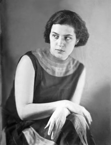 Portret van Anita Pittoni, ca. 1933 (z/w foto)