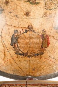 Groot paar bibliotheekglobes, de aardse 1645/48, de hemelse na ca. 1630 door Willem Blaeu