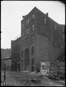 63 Downing Street, New York City, 18 februari 1916
