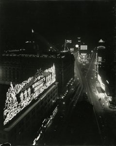 Times Square, vanaf de 16e verdieping van het Times Building, 1917 door William Davis Hassler