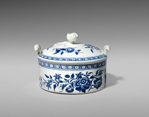 Botervat, ca. 1770-1783 door Worcester Porcelain Manufactory