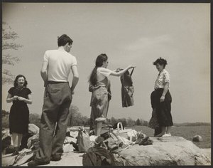 [Klassenpicknick]. door Yasuo Kuniyoshi