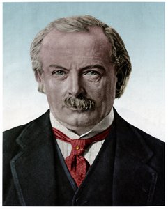 David Lloyd George, WOI door . .