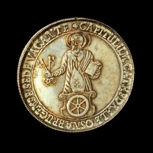 Duitse munt met volledige afbeelding van Sint-Pieter, patroonheilige van het bisdom