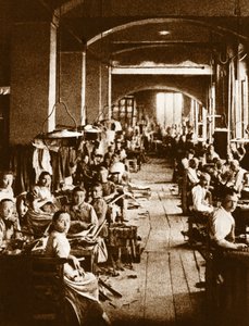 Mannen aan het werk in een touwfabriek in Turijn door Georg Carl Heinrich Dollmann
