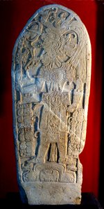 Stèle 4 uit Machaquila, Peten, Guatemala, Late Klassieke periode, 6 mei 820 AD