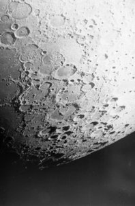 Oppervlak van de maan gezien vanaf Luna 16