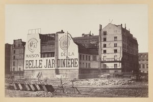 La Belle Jardinière: de winkel aan de rue de la Cité tijdens de sloop, Parijs door attributed to Charles Marville
