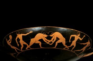 Attische beker met rode figuren die atleten in training voorstellen door painter Euergides