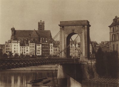 De Pont Louis-Philippe richting de rechteroever door (after) French Photographer