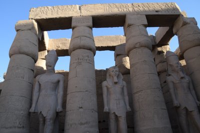 De tempel van Luxor, Oud-Egyptische architectuur in Luxor door Albert Mansour