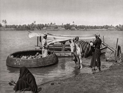 Transport in Irak, 1925 door A. Kerim
