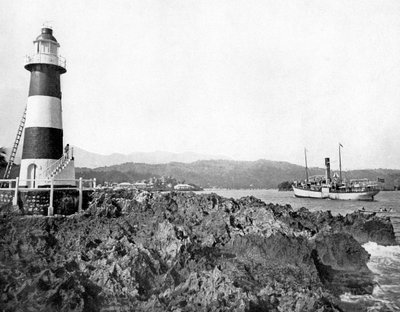 Ingang van Port Antonio, Jamaica, ca. 1905 door Adolphe Duperly and Son