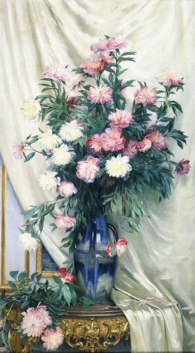 Pioenen in een Blauwe Vaas op een Gedrapeerde Regency Vergulde Console Tafel door Albert Aublet