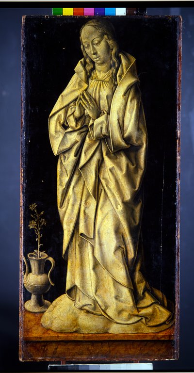 Vroeger de vleugels van een drieluik, een paar, vrouwelijke figuren die wijsheid en vrijgevigheid personifiëren, met de annunciatie (paneel; en grisaille verso) door Albrecht Bouts