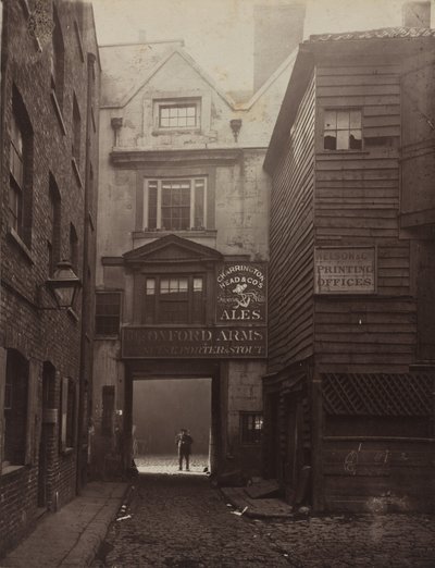 The Oxford Arms, Warwick Lane,1875 (foto) door Alfred & Bool John Bool