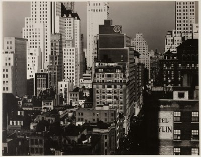 Vanuit mijn raam bij An American Place, Noord, 1930-31 door Alfred Stieglitz