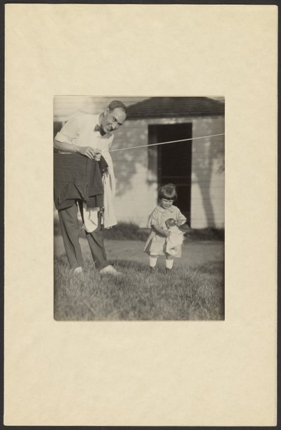 [George en Yvonne Boursault, Lake George]. door Alfred Stieglitz