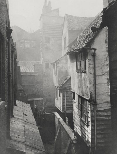 Cloth Fair, Smithfield, 1877 door Alfred and John Bool
