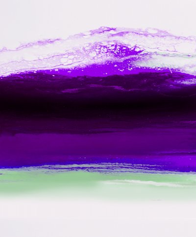 Abstract: Paars landschap door Alyson Storms