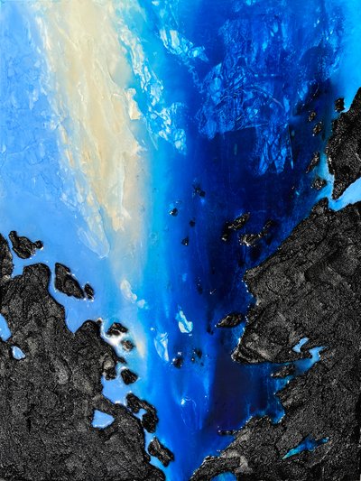 Diepblauw kustlandschap (abstract) door Alyson Storms