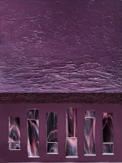 Paarse cilinders met structuur door Alyson Storms