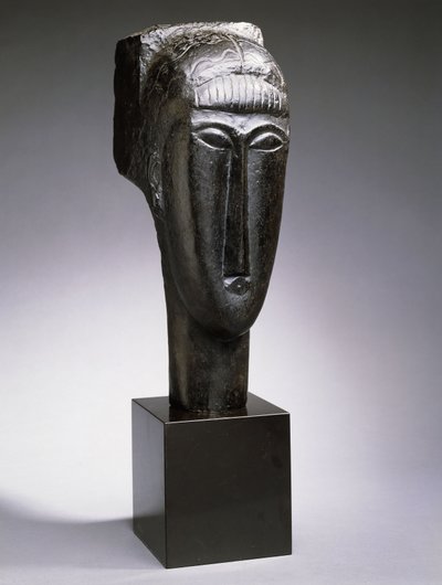 Hoofd van een vrouw met een pony; Tête de Femme à la Frange, 1912 door Amedeo Modigliani