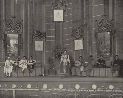 Een Dans in de Straat van Cairo Theater door American Photographer