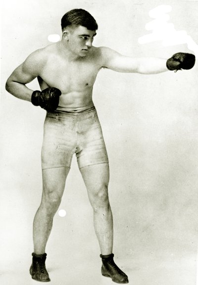 Leo Houck, 1911 door American Photographer
