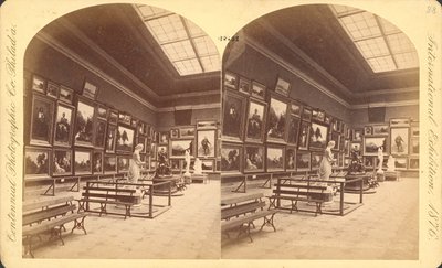 Memorial Hall, Amerikaanse afdeling, Centennial International Exhibition van 1876, Philadelphia (stereoscopische print) door American Photographer