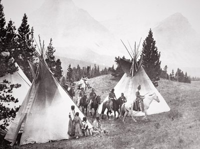 Native American Teepee Kamp, Montana, c.1900 door American Photographer