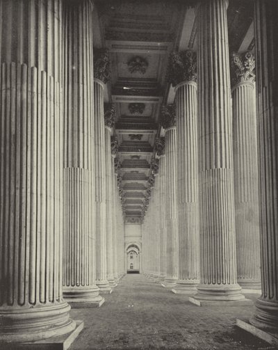 De Colonnade van de Peristyle door American Photographer