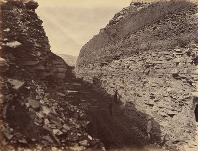 Plaat 22. Burning Rock Cut,1869 (foto) door Andrew Joseph Russell