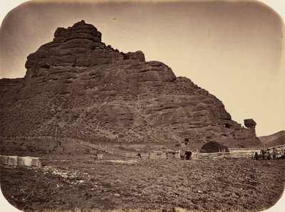 Plaat 34. Sentinel Rock, Weber Valley,1869 (foto) door Andrew Joseph Russell