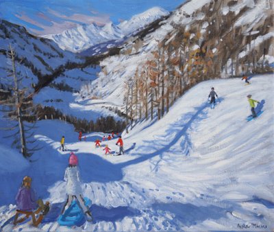 Schaduw van een spar en skiërs Tignes, 2014 door Andrew Macara
