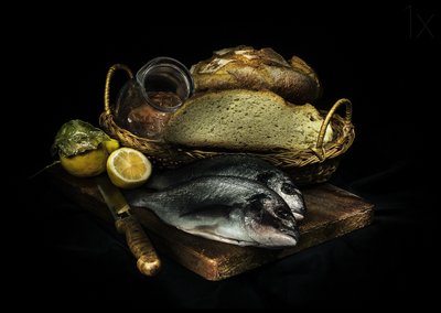Brood, vis en citroen door Annalisa Raggio