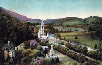 Overzicht van de basiliek en Calvarie in Lourdes - Hautes Pyrenees (65) rond 1900. door Anonymous Anonymous