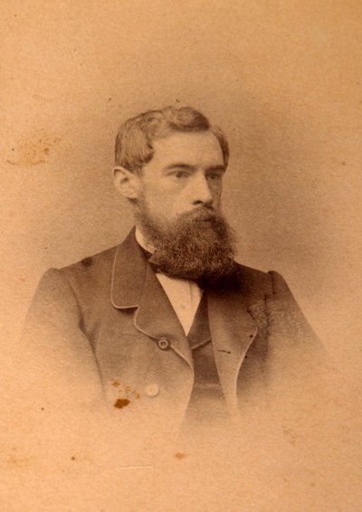 Portret van de verzamelaar, patroon en oprichter van de galerie Pavel Mikhailovich Tretyakov (Pavel Mikhailovitch Tretiakov) (1832-1898). Albuminefoto door Anonymous Anonymous