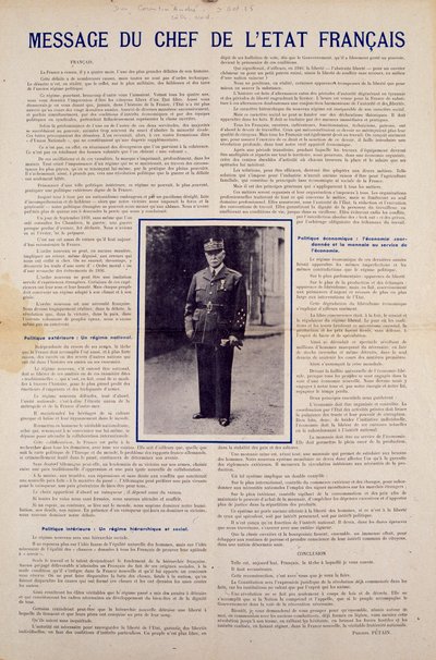 Tweede Wereldoorlog en Vichy-regime: boodschap van de Franse staatshoofd Philippe Pétain gepubliceerd na de wapenstilstand die door Frankrijk werd ondertekend in juni 1940 en het programma van de Nationale Revolutie presenteert, herfst 1940. Privécollectie door Anonymous Anonymous