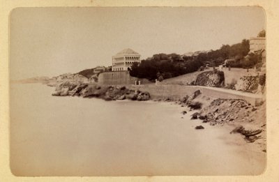 De stad Marseille en zijn omgeving circa 1885-1890: La route de la Corniche, Privécollectie door Anonymous Anonymous
