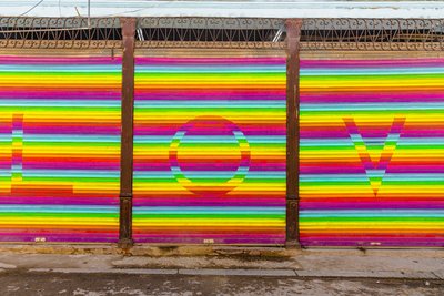 LOV(E), 2019 door Antonio Schubert