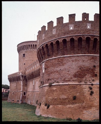 Middeleeuwse kunst: uitzicht op het kasteel van paus Julius II (Giulio) gerealiseerd door architect Baccio Pontelli, Gregoriopoli door Baccio Pontelli