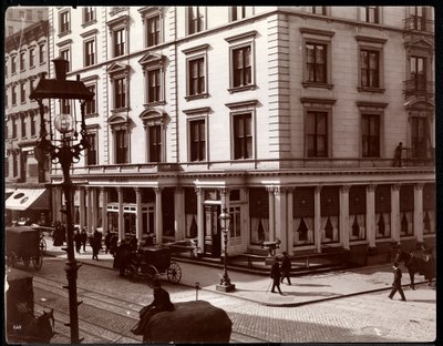 Het St. James Hotel, noordoostelijke hoek van Broadway en 26e of 27e straat, New York, 1896 door Byron Company