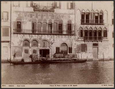 Paleis Da Mosto en de veerboot SS Apostoli door Carlo Naya